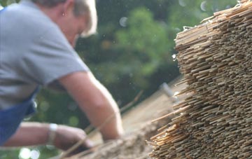 professional Cumeragh Village thatchers